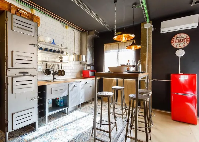 Gatu Selecta 5 Diseno Calidad Wifi, Aire Acc Junto Recinto Ferial, Preferente Mayores De 25 Anos Y Familias